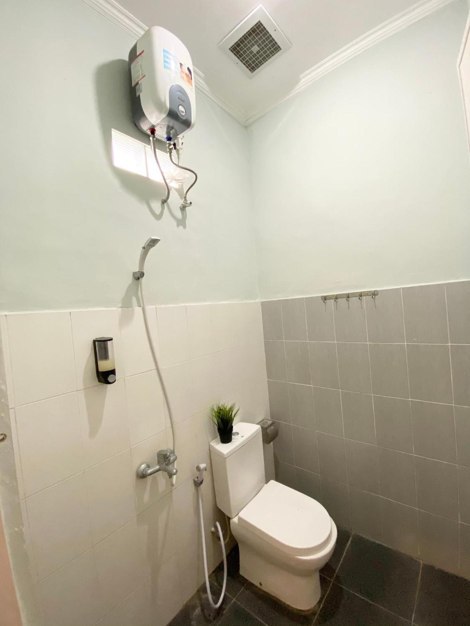 Lagriya Guest House Ketewel Kültér fotó